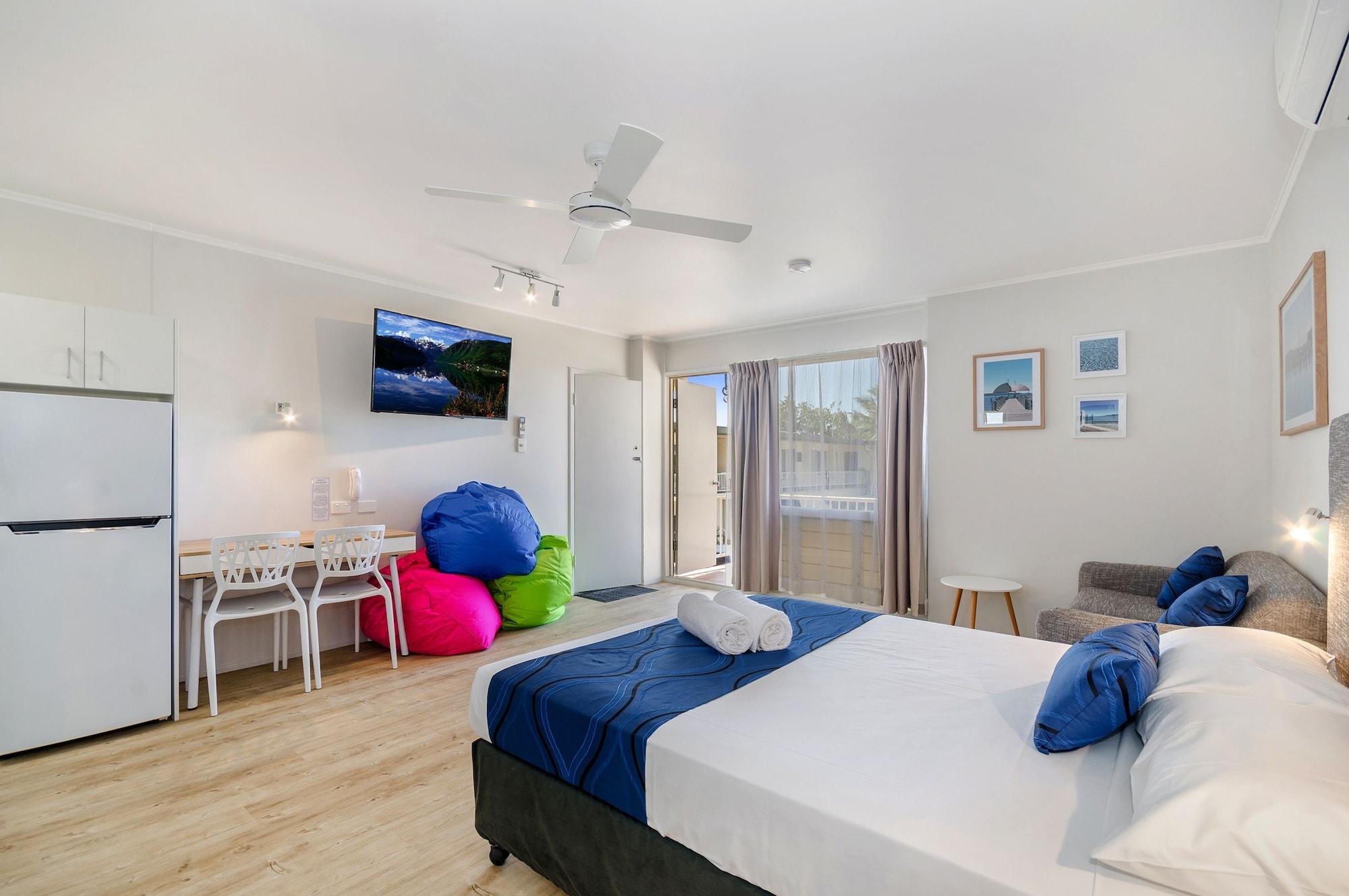 Beach House Motel Townsville Exterior photo